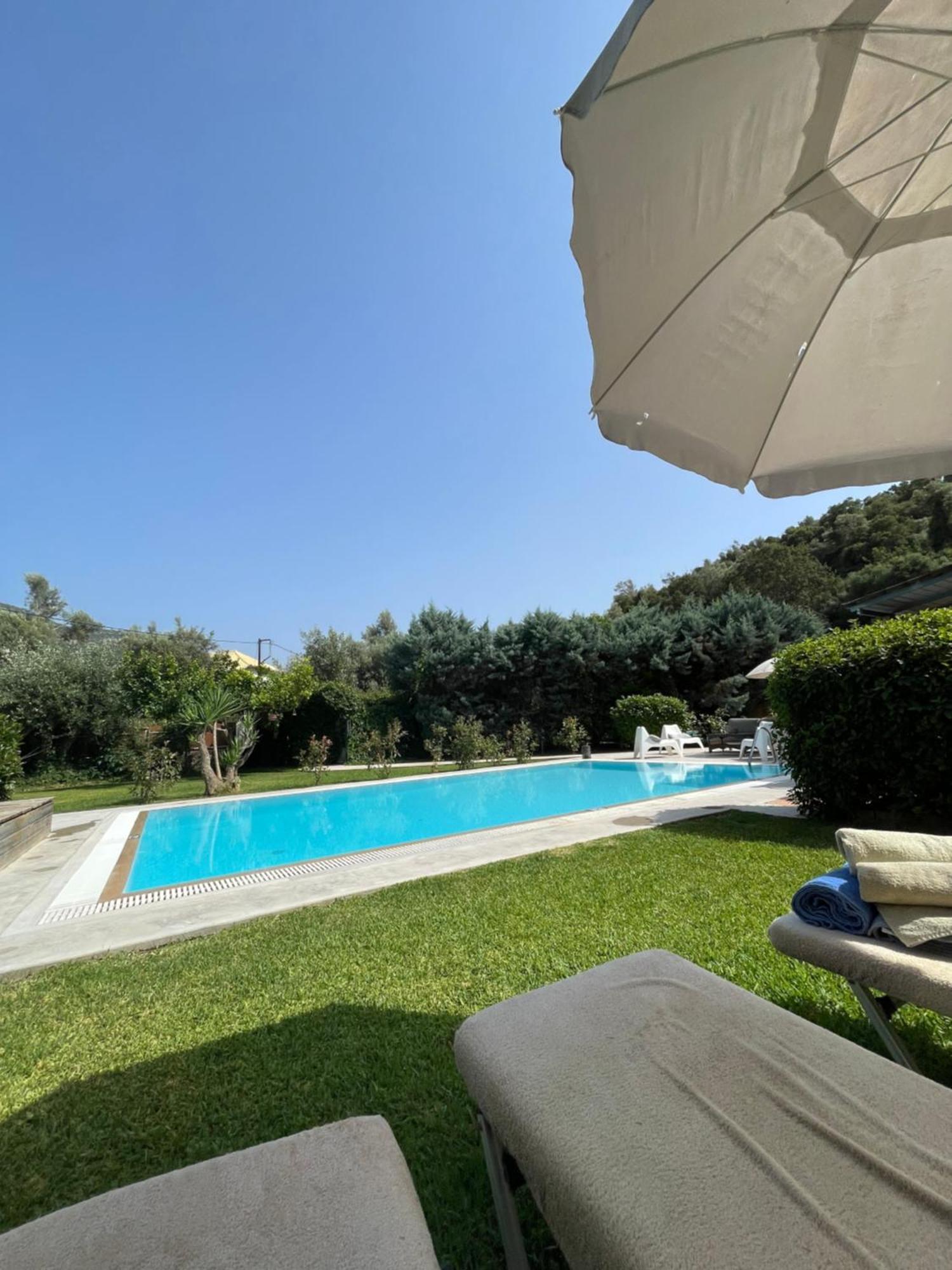 Gialos Villas 1-2 With A Private Pool Микрос Гиалос Екстериор снимка