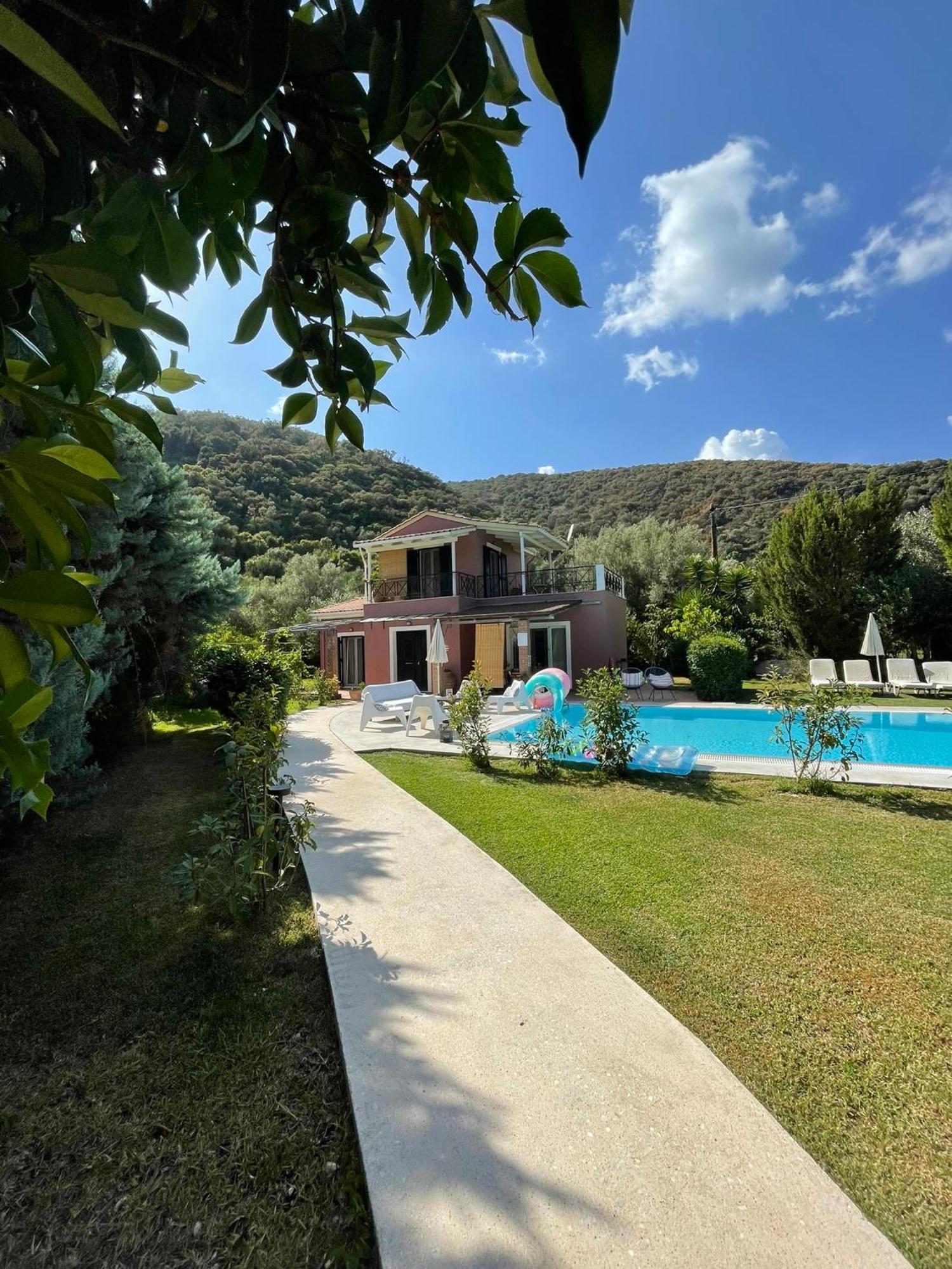 Gialos Villas 1-2 With A Private Pool Микрос Гиалос Екстериор снимка